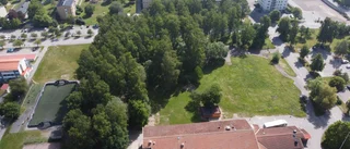 Kommunen köper mark vid Vätternskolan – så påverkas byggplanerna