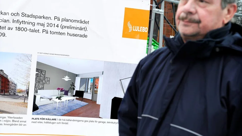 Hemlighetsmakeri. Sören Lejon, ordförande i Hyresgästföreningen i Luleå, anser att hyresgästerna förts bakom ljuset. "Man försöker på alla sätt forcera fram en dålig affär och ger inte folk möjligheten att reagera", säger han.