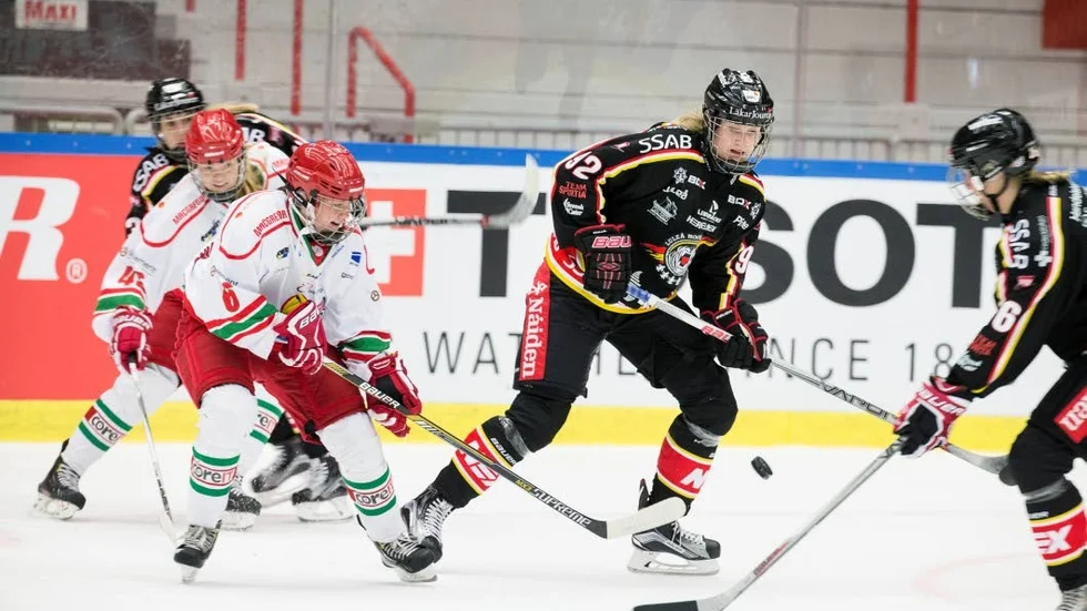 Segersäker. Melinda Olsson ränkar med att det blir en grinig match mot Modo, men är övertygad om att LHf har ett bättre lag.