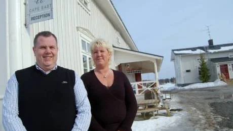 SPÄNNANDE. Nya hotellchefen Jean-Paul Pozzi och receptionschefen Benita Bernstedt menar att det är spännande med spa-satsningen på Cape East i Haparanda.