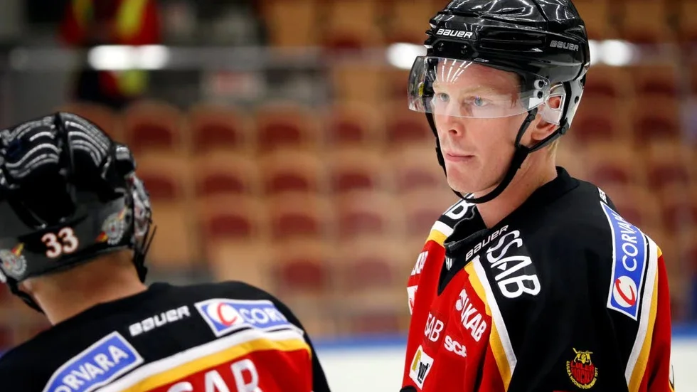 TILL Modo. Lars Bryggman får chansen till ett treveckors try out-kontrakt med allsvenska Modo.