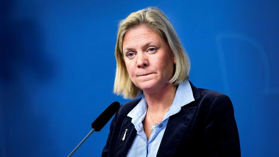 Hot. Bankskatten hotar 16?000 jobb och driver på bankdöden på landsbygden.
