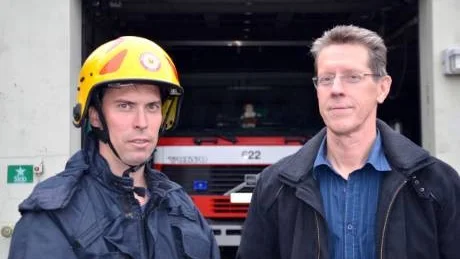 DÅLIGT. Ett räddningsvärn innebär en stor försämring för bygden, anser deltidsbrandmannen, Kenneth Andersson och Företagarnas ordförande i Töre, Bo Wallsten.