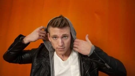 Danny Saucedo.