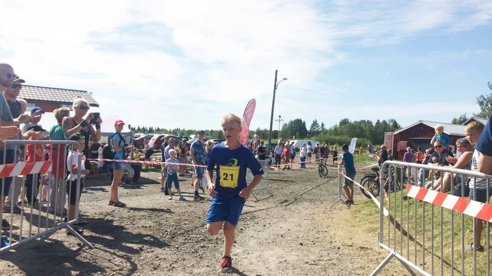 Vinnare. Den 11-årige löparen Carl Vikberg spurtade hem segern i Jaktviskloppet.