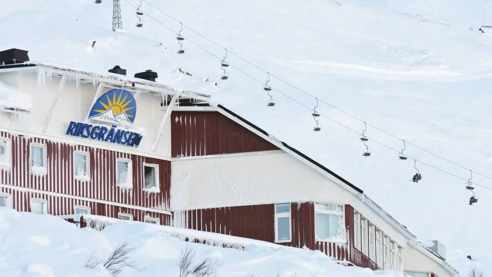 Fjällen. Skidorterna Riksgränsen och Björkliden har satsat stort på att locka många sportlovsfirare till fjällen för att åka skidor och njuta av vädret.