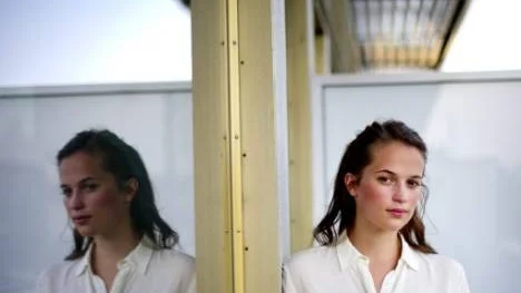 Alicia Vikander har flera stora filmer på gång. Bland annat danska "A royal affair" och actionfilmen "The seventh son".