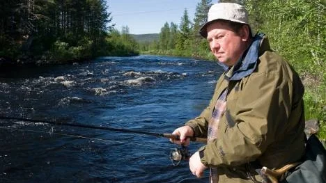 När Jerry vill koppla av ger han sig gärna ut med fiskespöet.