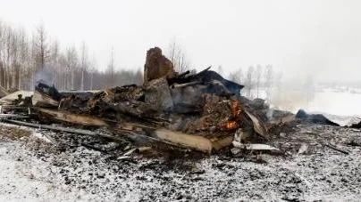 Huset i Korsträsk by totalförstördes i en brand natten mot tisdagen.