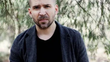 ANDRA ROMANEN. Stefan Spjut, som arbetat som kulturredaktör på Norrbottens-Kuriren våren 2011, har kommit ut med sin andra bok, Stallo, där landskapet är besjälat och befolkat av allsköns väsen med krafter som går bortom allt förnuft.Foto: Sofia Runarsdotter