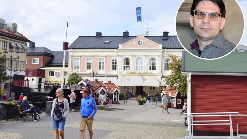 Mera bänkar och blommor, men ingen försäljning på Sommartorget utom från de fasta serveringarna, säger Ola Gustafsson (KD).