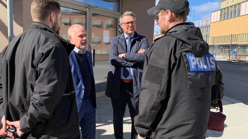 Med på inspektionerna fanns justitie- och inrikesminister Morgan Johansson (S) samt bostadsminister och biträdande arbetsmarknadsminister Johan Danielsson (S).