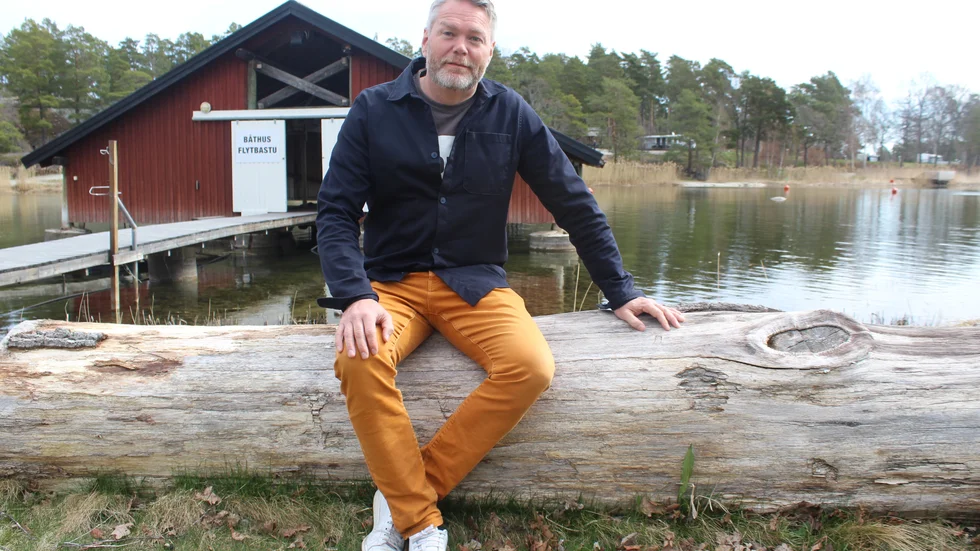 Tommy Abrahamsson, vd på Västervik Resort, har sagt upp sig. Han har fått jobb på annat håll.