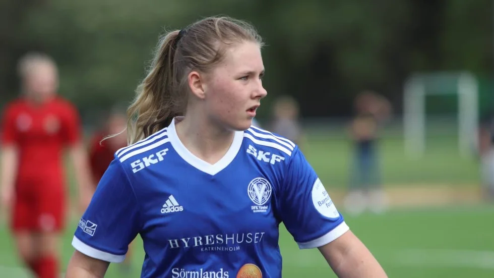 Maja Hellberg gav KIB ledningen i mötet med med Endre, men i sista perioden vände serieledaren till seger.