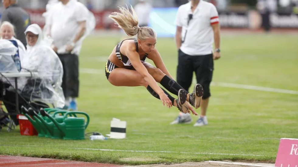 Maja Åskag tog ett trestegsguld på Europaungdoms-OS i Baku under fredagen.