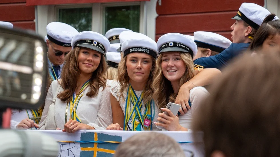 Fia Viklund, här tillsammans med sina vänner Lovina Johansson och Clara Lindström.