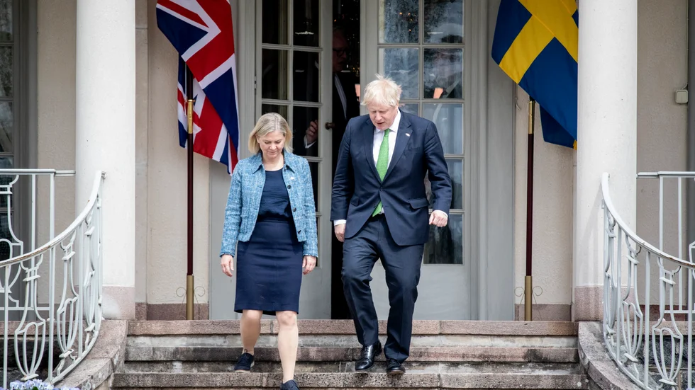 Statsminister Magdalena Andersson och Storbritanniens premiärminister Boris Johnson skrev på onsdagen under solidaritetsförklaringen mellan Sverige och Storbritannien på Harpsund.