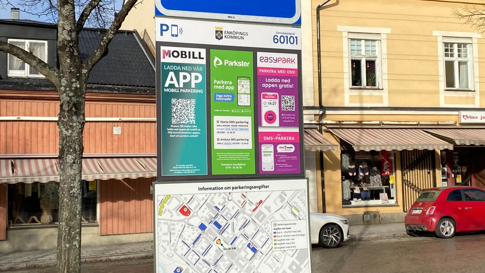 Det måste finnas möjlighet för alla som kommer med bil från ytterområden att parkera i city, anser en insändarskribent.