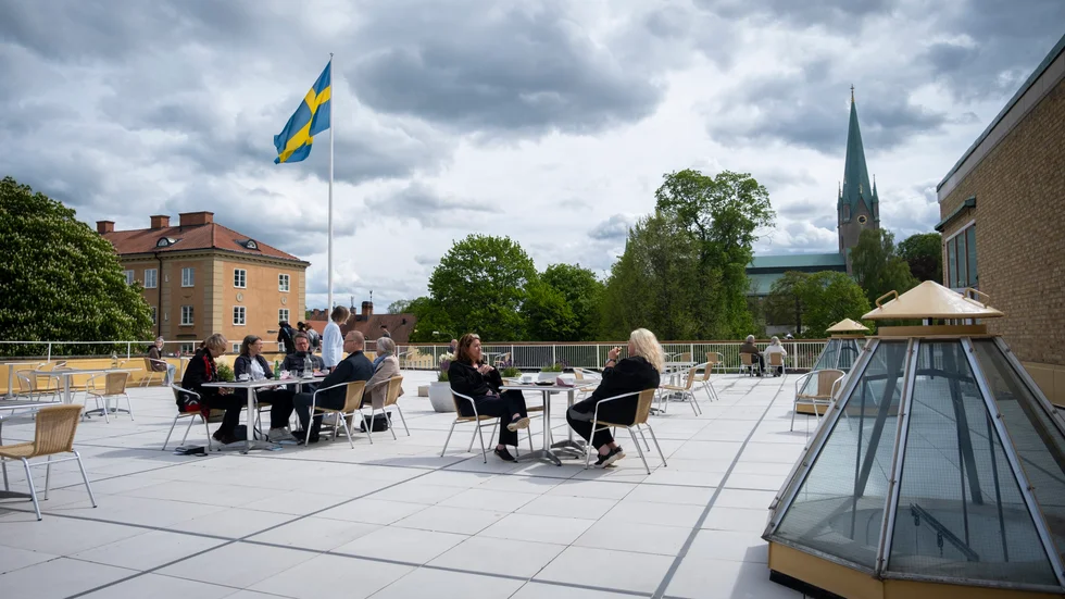 Så här såg det ut på Charles Emils takterrass på öppningsdagen i maj. Till nästa sommar har museet planerat att renovera terrassen med väderskydd. 