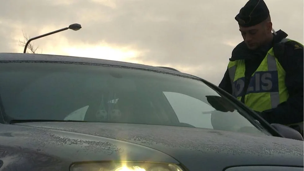 Obs. Bilden är tagen vid annat tillfälle och föreställer inte föraren på väg 142.