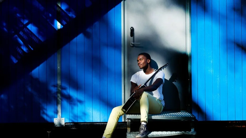 Vincent Bugozi Amani Band ska spela. På bilden: Vincent Bugozi.