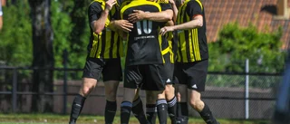 VFF:s fina form fortsätter – tog storseger borta mot serieledarna • Han gjorde tre mål