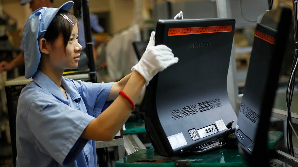 Tillverkning av Lenovo-produkter. Arkivbild.