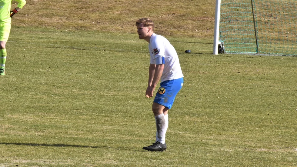 Victor Gustavsson och IFK Tuna ångar på i division fem.