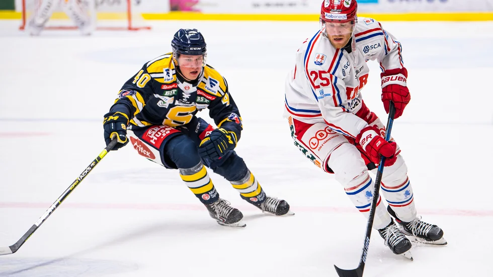Simon Andersson (till vänster).