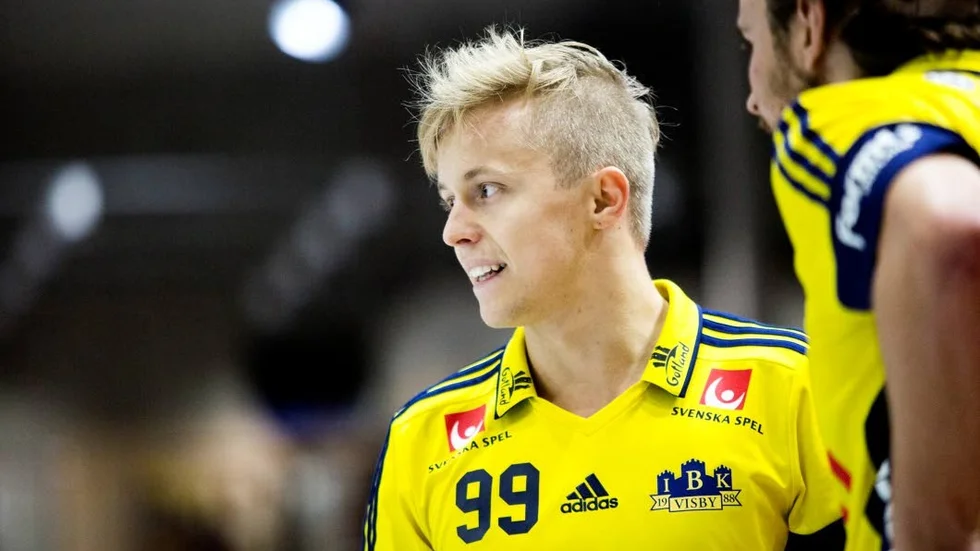 Utlånad. Tommy Bolin avslutar säsongen i Karlstad.