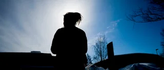 Eva, 54, lever med en hotbild – hänvisades till socialen: "Så länge jag har tak över huvudet och mat i magen är jag ganska nöjd"