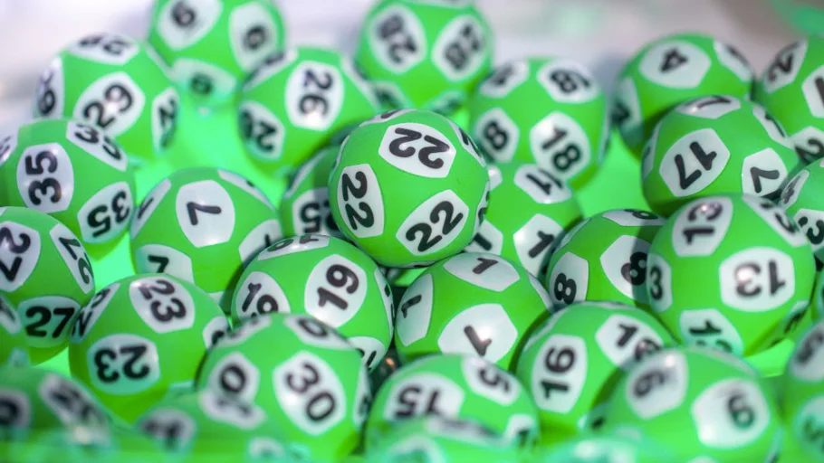 En Västerbottning tog hem storkovan på lotto på lördagen.