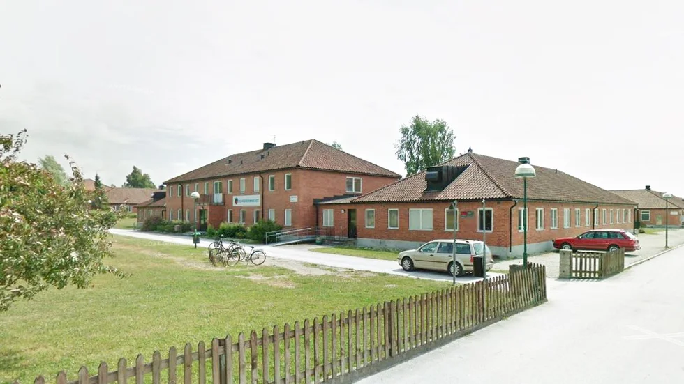 Fastigheten i Klintehamn, där bland annat Gutegymnasiet tidigare huserat, ska åter bli flyktingboende.