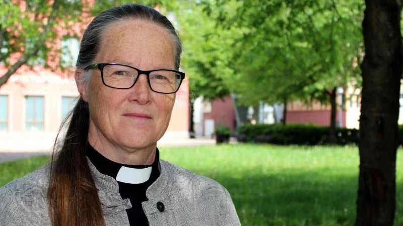 Populärast. Åsa Nyström fick 50,09 procent av rösterna vid den första valomgången. Rösterna ska kontrollräknas under onsdagen. Hon är stiftsadjunkt i Uppsala stift och kan bli ny biskop i Luleå stift.