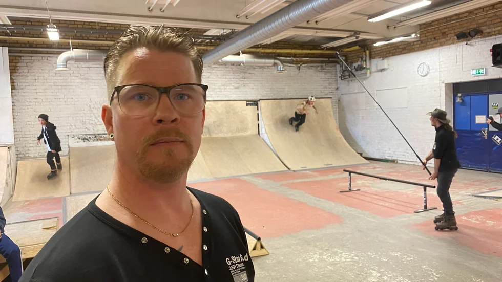 Inlinejam. Jimmy Selvin bjuder återigen in till spektakulär bladejam på inlines i Motalas skatehall på lördag. Sverigeeliten kommer till stan.