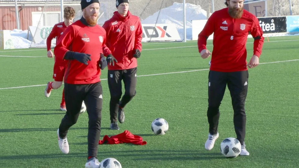 NY. Victor Wiklund till vänster är ny i Piteå IF. Där har han återförenats med Joachim Olofsson från tiden i Infjärden.
