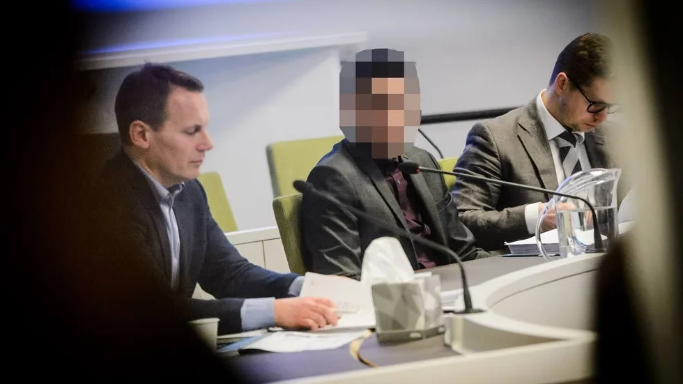 Dömd. Den 23-årige mannen från som är inblandad i mordförsöket på Hertsön dömdes på torsdagen till tre års fängelse i Finland.