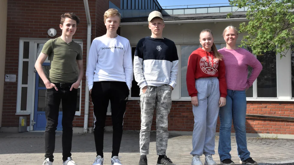 Oliver Täikkö, Philip Segerlund, Einar Hentilä, Cajsa Rantapää och Pärla Ylienjärvi går alla på Gränsskolan i Haparanda.