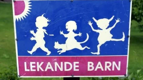 Variation. Vi är alla olika, redan från barndomen. Om vi blir behandlade som individer spelar det ingen roll om vi vill leka med bilar eller stanna hemme med barnen oavsett kön.Foto: Claudio Bresciani/Scanpix