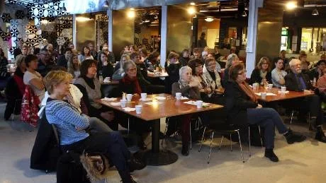 Välbesökt. Babben var gästpratare vid torsdagsmorgonens frukostmöte vid Högskolan på Gotland, i samarbete med Almi och Science park.Foto: Tobias Wallström