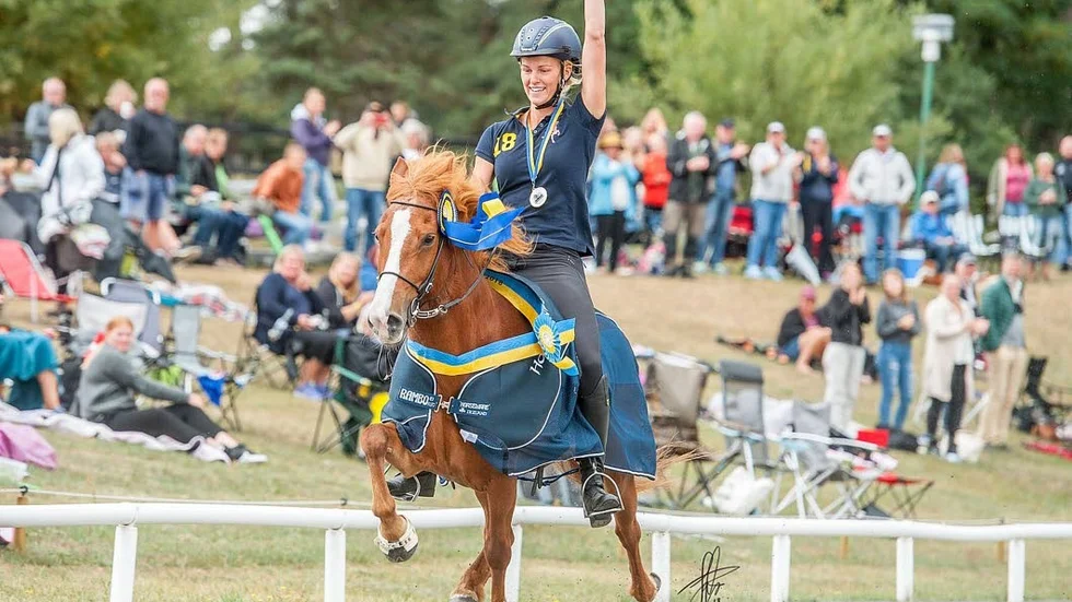 Elsa Teverud är nominerad till priset årets sportryttare.