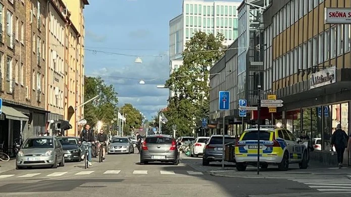 Flera polispatruller larmades på måndagseftermiddagen till centrala Linköping efter uppgifter om ett bråk.
