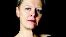 Lättillgängliga. Lövmetaforerna återkommer hela tiden i Eva Runefelts nya diktsamling. Foto: Dan Hansson/SVD/Scanpix