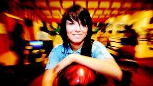 Segrare. Jessica Edmark skrällde och vann Båkens och Dominos maratontävling i bowling. Foto: MATILDA AHL