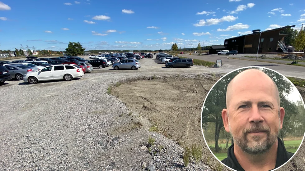 Länsstyrelsen har avslagit Eskilstuna golfklubbs överklagan om att slippa betala 300 000 kronor i sanktionsavgift för att man byggde en parkeringsplats utan bygglov. "Surt", säger klubbens marknadschef Janne Ekman.