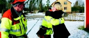 Strömmen tillbaka efter arton dygn i mörker