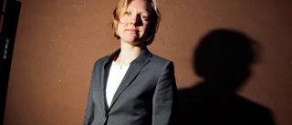 Pratar feminism på folkan