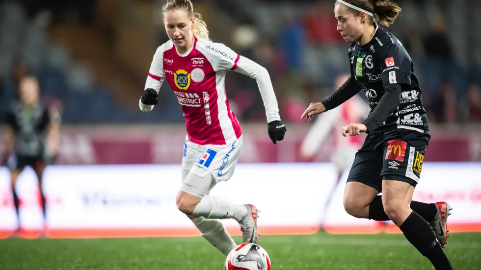 Bea Gärds och Örebros Heidi Kollanen.