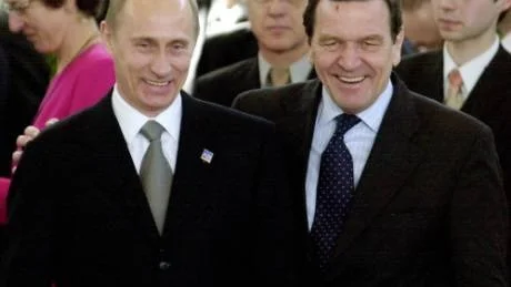 Vladimir Putin och Gerhard Schröder. Foto: Scanpix