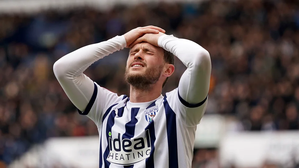 John Swift i West Bromwich deppar.